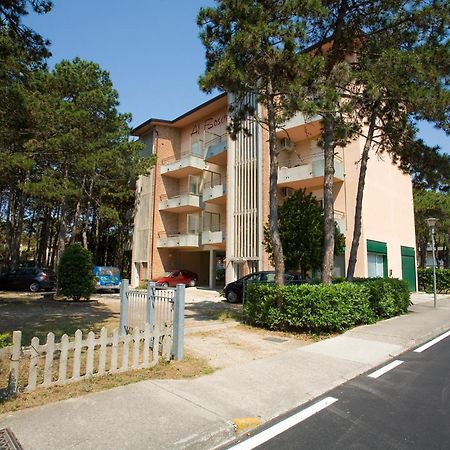 Pinetina Beach Bibione Eksteriør bilde